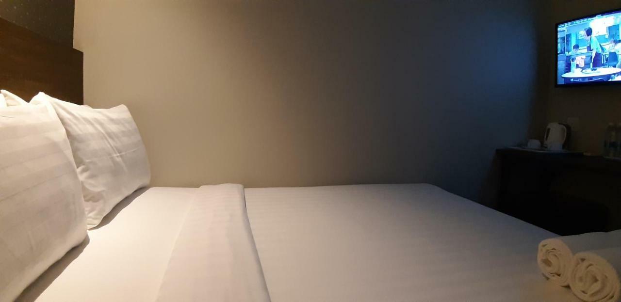 Miico Hotel @ Mount Austin Johor Bahru Exteriör bild